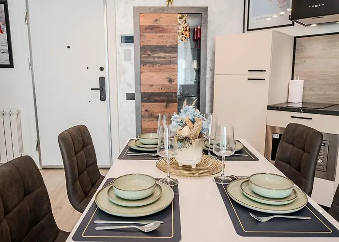 Apartment Costan In Infinity Pool And