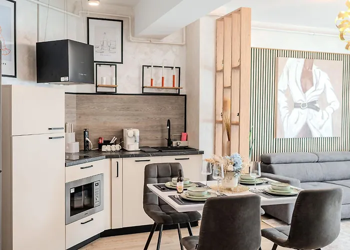 Apartment Costan In Infinity Pool And *