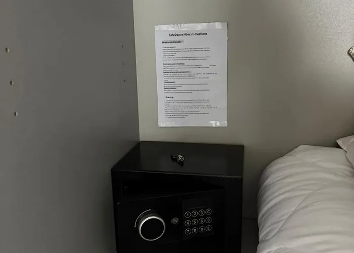 Costan In Infinity Pool And *